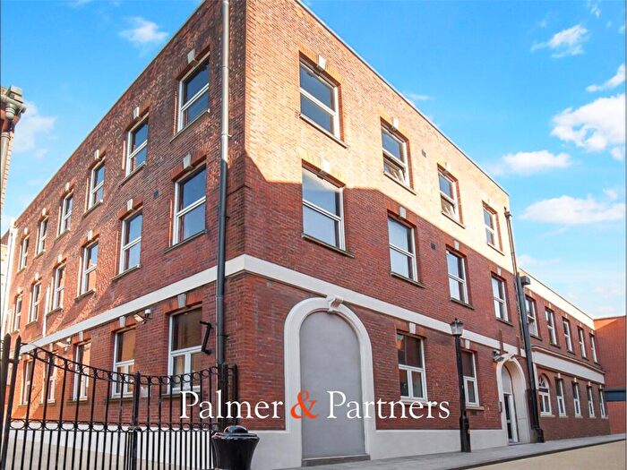 1 Bedroom Apartment For Sale In Eld Lane, Colchester, Essex, CO1