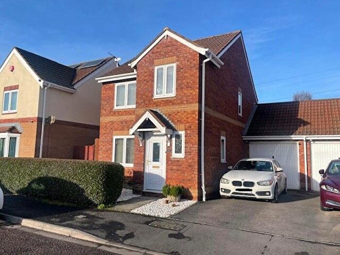 3 Bedroom House To Rent In Honeysuckle Place, BS24