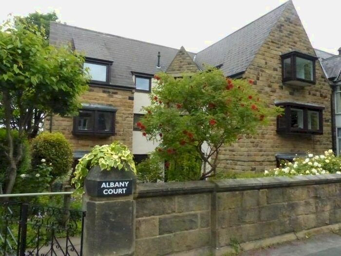 2 Bedroom Flat To Rent In Albany Walk, Ilkley, LS29