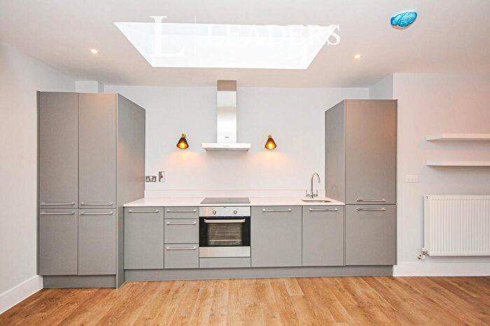 2 Bedroom Flat To Rent In Pamphilon House, High Street, BR1