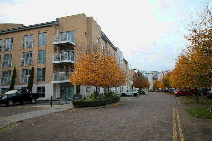 2 Bedroom Semi-Detached House To Rent In Moorings House, Brentford, TW8