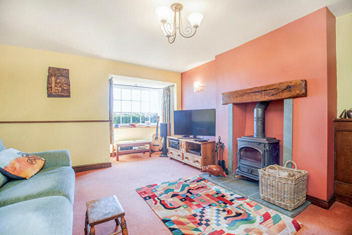 4 Bedroom Detached House For Sale In Hale Bank Cottage, Hale, LA7