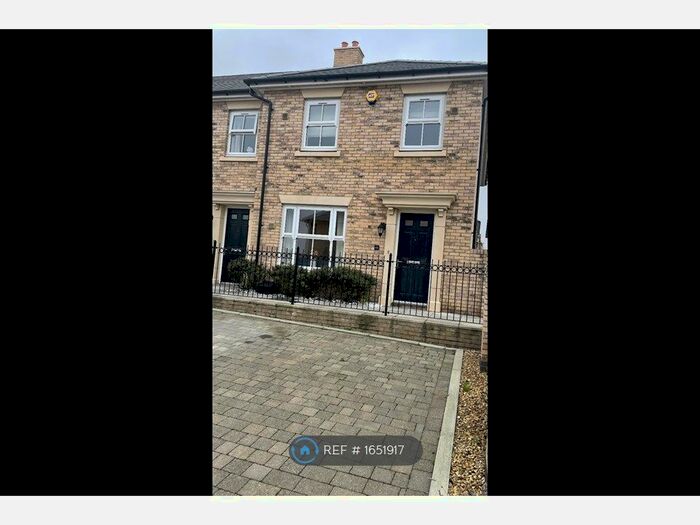 3 Bedroom End Of Terrace House To Rent In Mason Avenue, Ebbsfleet Valley, Swanscombe, DA10