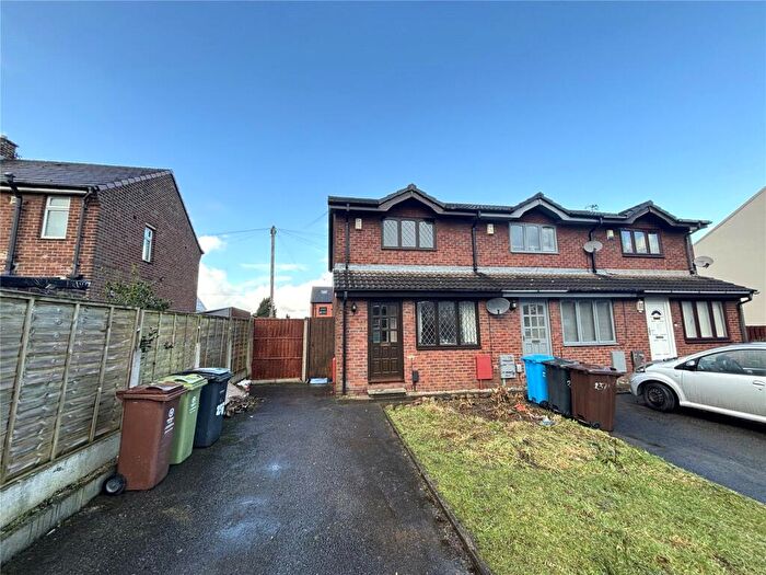3 Bedroom Semi-Detached House To Rent In Milne Street, Chadderton, Oldham, Greater Manchester, OL9
