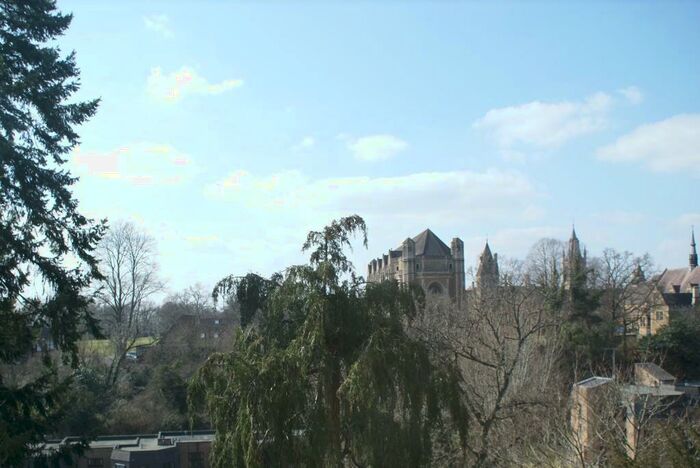 2 Bedroom Apartment To Rent In Twycross Road, Godalming, Surrey, GU7