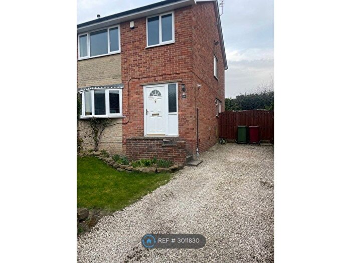3 Bedroom Semi-Detached House To Rent In Salisbury Avenue, Dronfield, S18