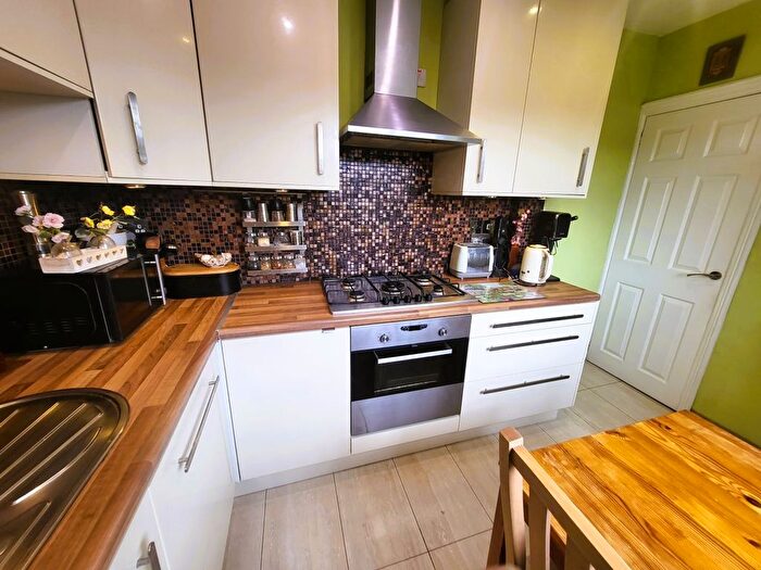 1 Bedroom Maisonette To Rent In Greatdown Road, Hanwell, W7