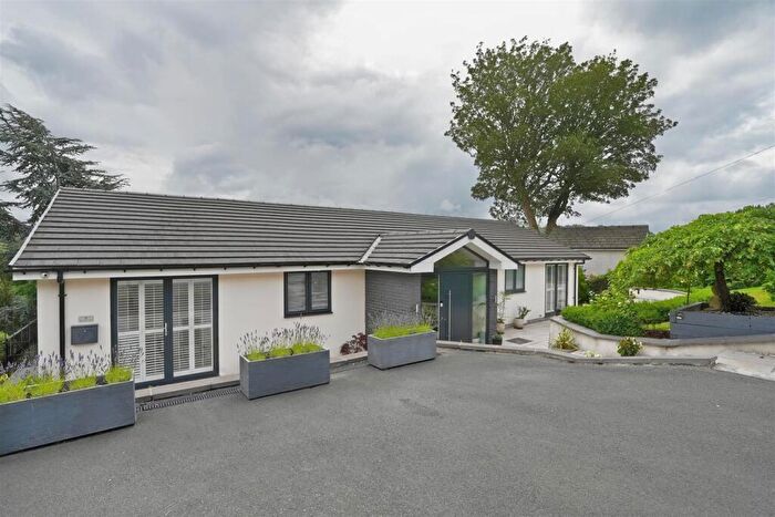 3 Bedroom Detached Bungalow For Sale In Ellistones Gardens, Greetland, Halifax, HX4