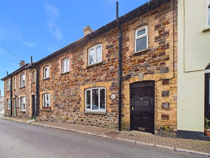 2 Bedroom Terraced House For Sale In Maiden Street, Stratton, Bude, EX23
