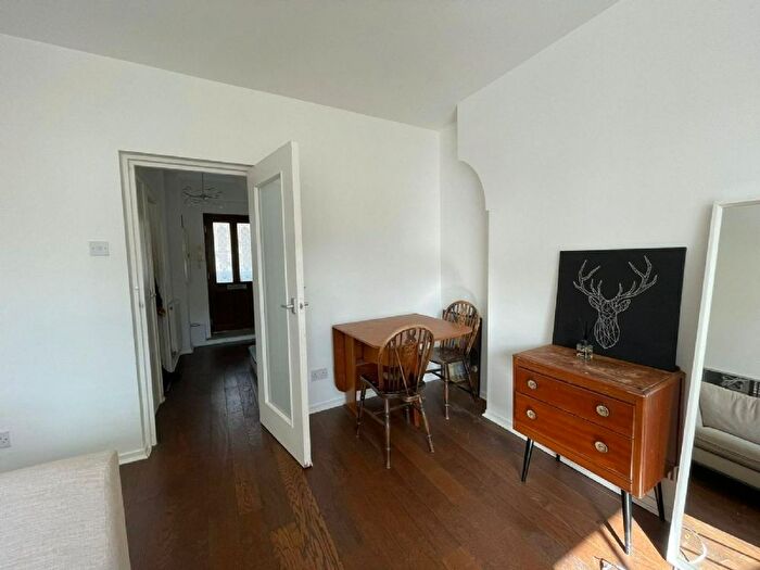 2 Bedroom Maisonette To Rent In Levita House, Ossulston Street, London, NW1