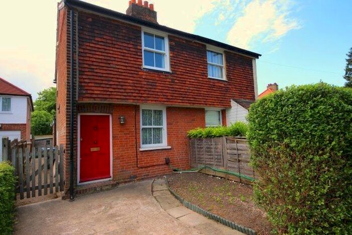 2 Bedroom Terraced House To Rent In Fair Oak Lane, Chessington KT9