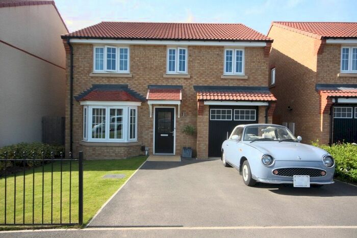 4 Bedroom Detached House For Sale In Nightingale Road, Guisborough, North Yorkshire, TS14