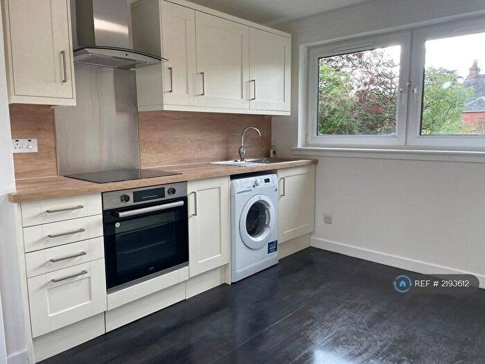 2 Bedroom Flat To Rent In North British Road, Uddingston, Glasgow, G71