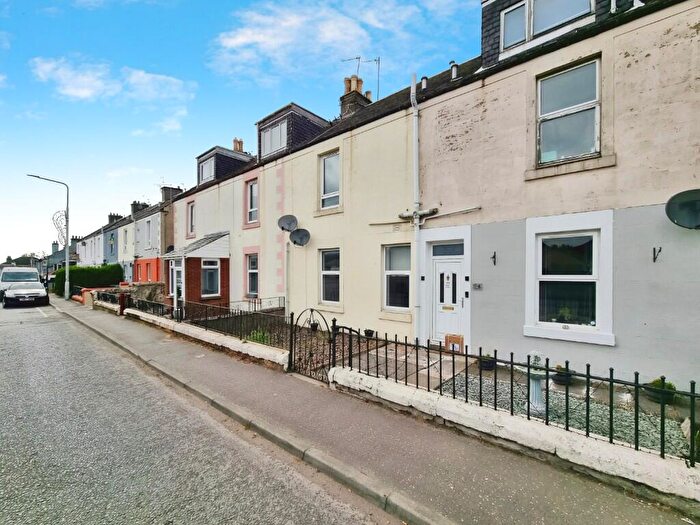 2 Bedroom Flat To Rent In Leven Road, Leven, Fife, KY8