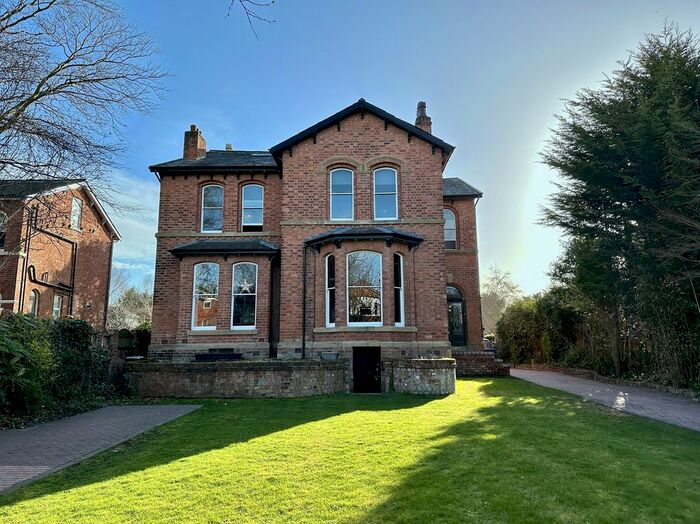 6 Bedroom Detached House To Rent In Saxon Road, Southport, Merseyside., PR8