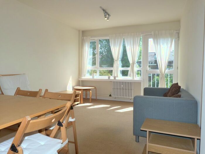 1 Bedroom Flat To Rent In Rockley Road, London, W14