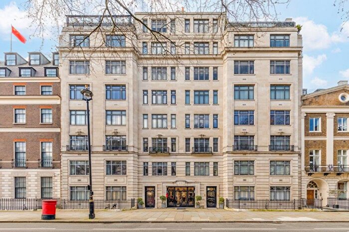 3 Bedroom Flat For Sale In Portland Place, Marylebone, London, W1B