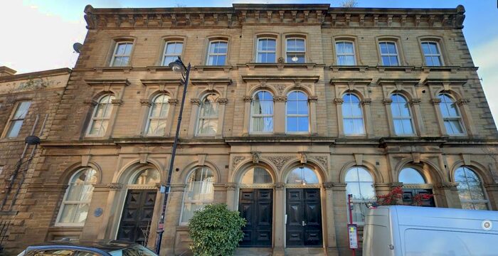 1 Bedroom Flat To Rent In Station Road, Batley, WF17