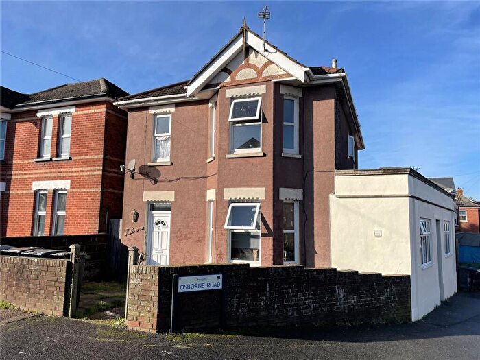 5 Bedroom Detached House To Rent In Osborne Road, Bournemouth, BH9