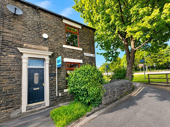 2 Bedroom Terraced House For Sale In Ladyhouse Lane, Rochdale, OL16