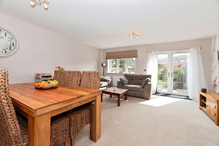 3 Bedroom End Terrace House For Sale In Oaks Lane, Great Bookham, Leatherhead, Surrey, KT23
