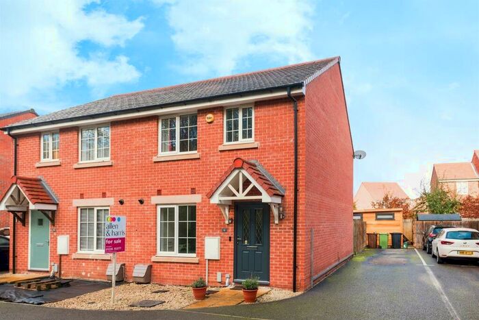 2 Bedroom Semi-Detached House For Sale In Greenwood Grove, Marcham, Abingdon, OX13
