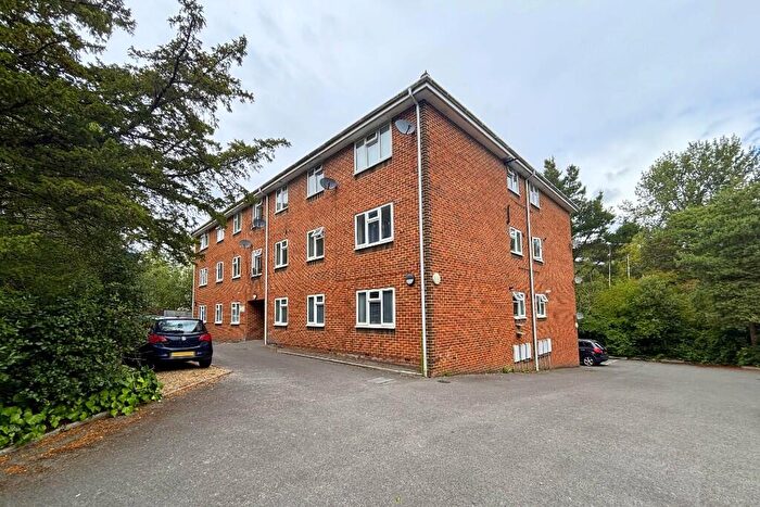 2 Bedroom Apartment For Sale In Surrey Road, Westbourne, Bournemouth, BH4