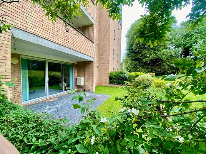2 Bedroom Apartment For Sale In Victoria Court, Durdham Park, Redland, Bristol, BS6