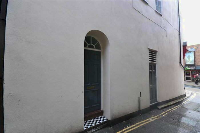 1 Bedroom Flat To Rent In Friernhay Street, Exeter, EX4