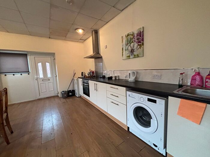 1 Bedroom Flat To Rent In Percy Street, Rotherham, S65