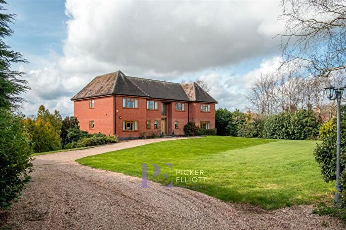 5 Bedroom Detached House For Sale In Applebee Road, Burbage, LE10