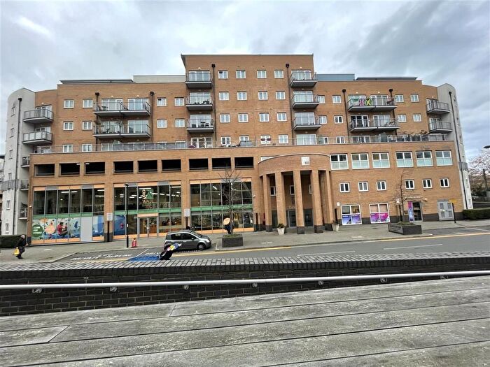 2 Bedroom Flat For Sale In Whitestone Way, Croydon, CR0