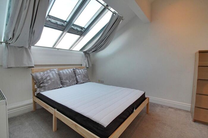2 Bedroom Apartment To Rent In Kings Court, Livery Street, Jewellery Quarter, B3