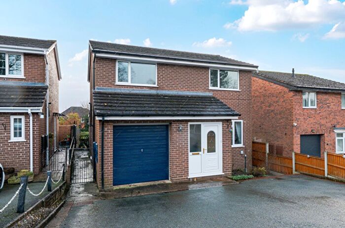3 Bedroom Detached House For Sale In Ardmillan Court, Oswestry, Shropshire, SY11