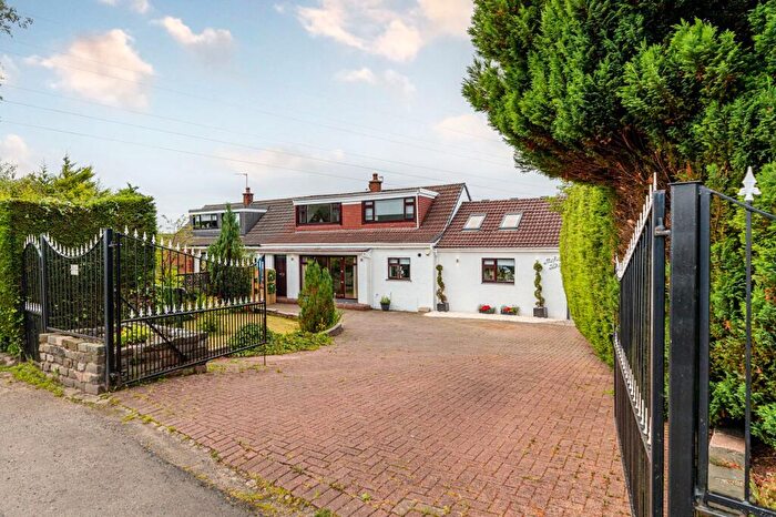 4 Bedroom Semi-Detached House For Sale In Cochno Road, Hardgate, West Dunbartonshire, G81