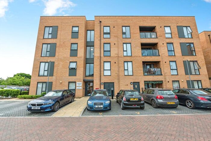 1 Bedroom Flat For Sale In Windstar Drive, South Ockendon, Essex, RM15