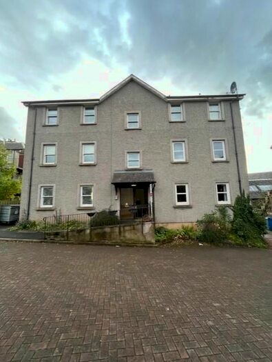 2 Bedroom Flat To Rent In South Vennel, Lanark, ML11