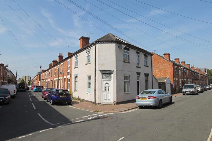 5 Bedroom End Of Terrace House To Rent In Cobden Street, Loughborough, LE11