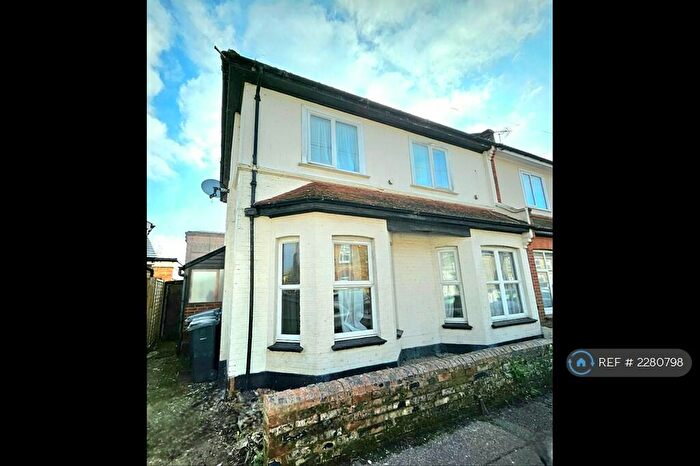 4 Bedroom Semi-Detached House To Rent In Tower Rd, Bournemouth, BH1