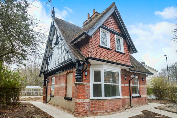 3 Bedroom Detached House To Rent In Pearson Park, Hull, Yorkshire, HU5