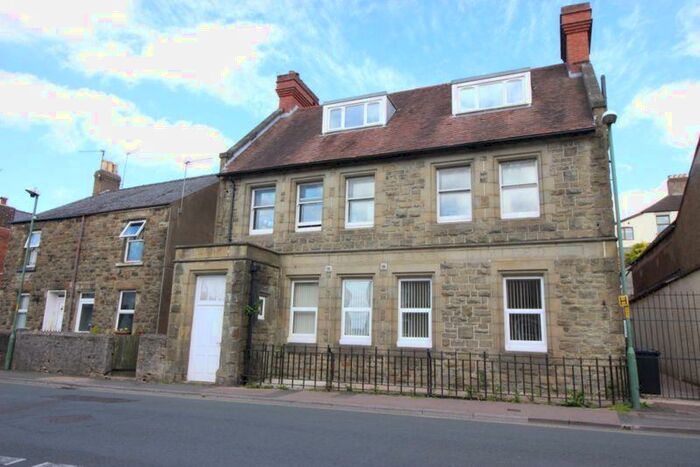 2 Bedroom Flat To Rent In Market Street, Cinderford, GL14