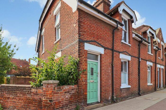 3 Bedroom Terraced House To Rent In Canterbury, CT2