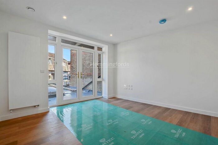 1 Bedroom Flat To Rent In Finchley Road, London, NW11