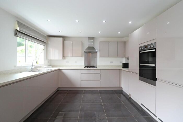 4 Bedroom Detached House To Rent In Andrews Road, Cardiff, CF14