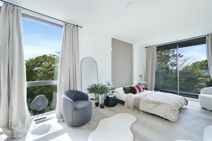 Studio To Rent In Ferme House, Harrow, HA1