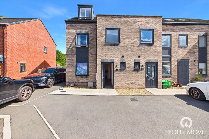 3 Bedroom End Of Terrace House For Sale In Dunlin Close, Carlisle, Cumbria, CA2