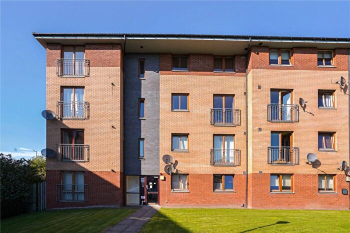 2 Bedroom Flat To Rent In Dalmarnock Drive, Glasgow, G40