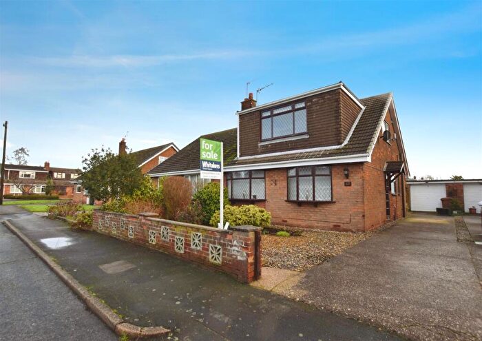 3 Bedroom Semi-Detached Bungalow For Sale In Summergangs Drive, Thorngumbald, HU12