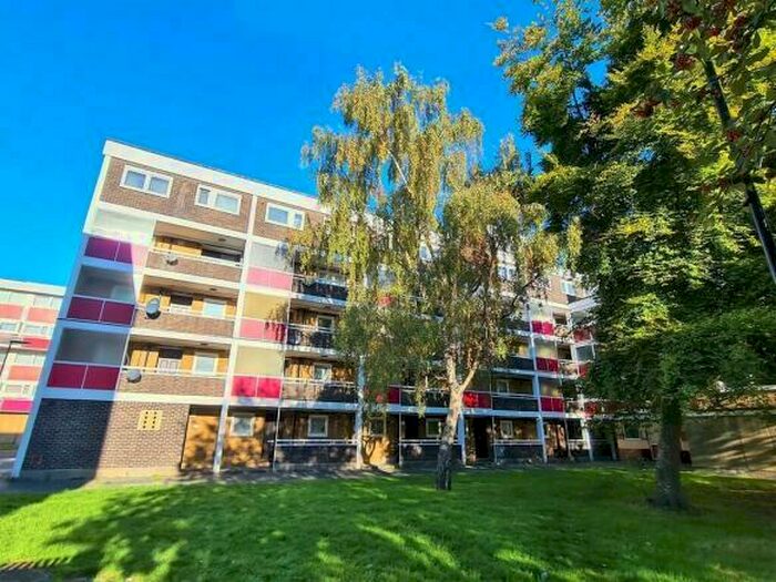 1 Bedroom Apartment To Rent In Kent Street, Southampton, SO14