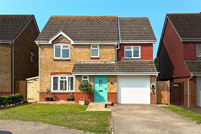 4 Bedroom Detached House For Sale In May Close, Climping, West Sussex, BN17
